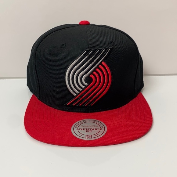 NWT Men NBA Portland Trailblazers Snapback Hats - Picture 1 of 9